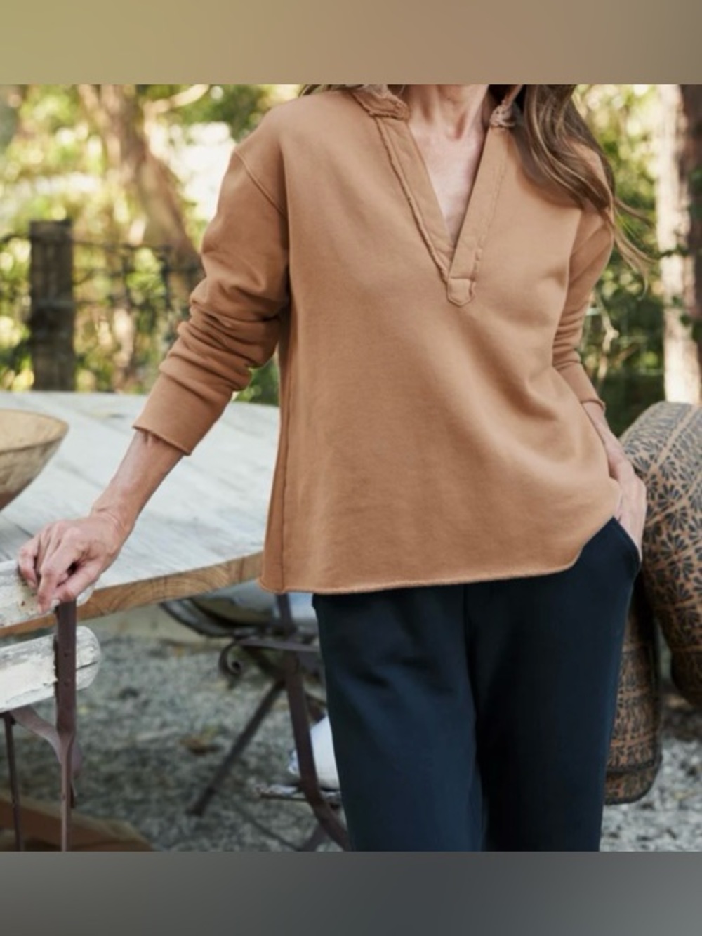Frank & Eileen Patrick Popover Henley Chai Brown Top Small
